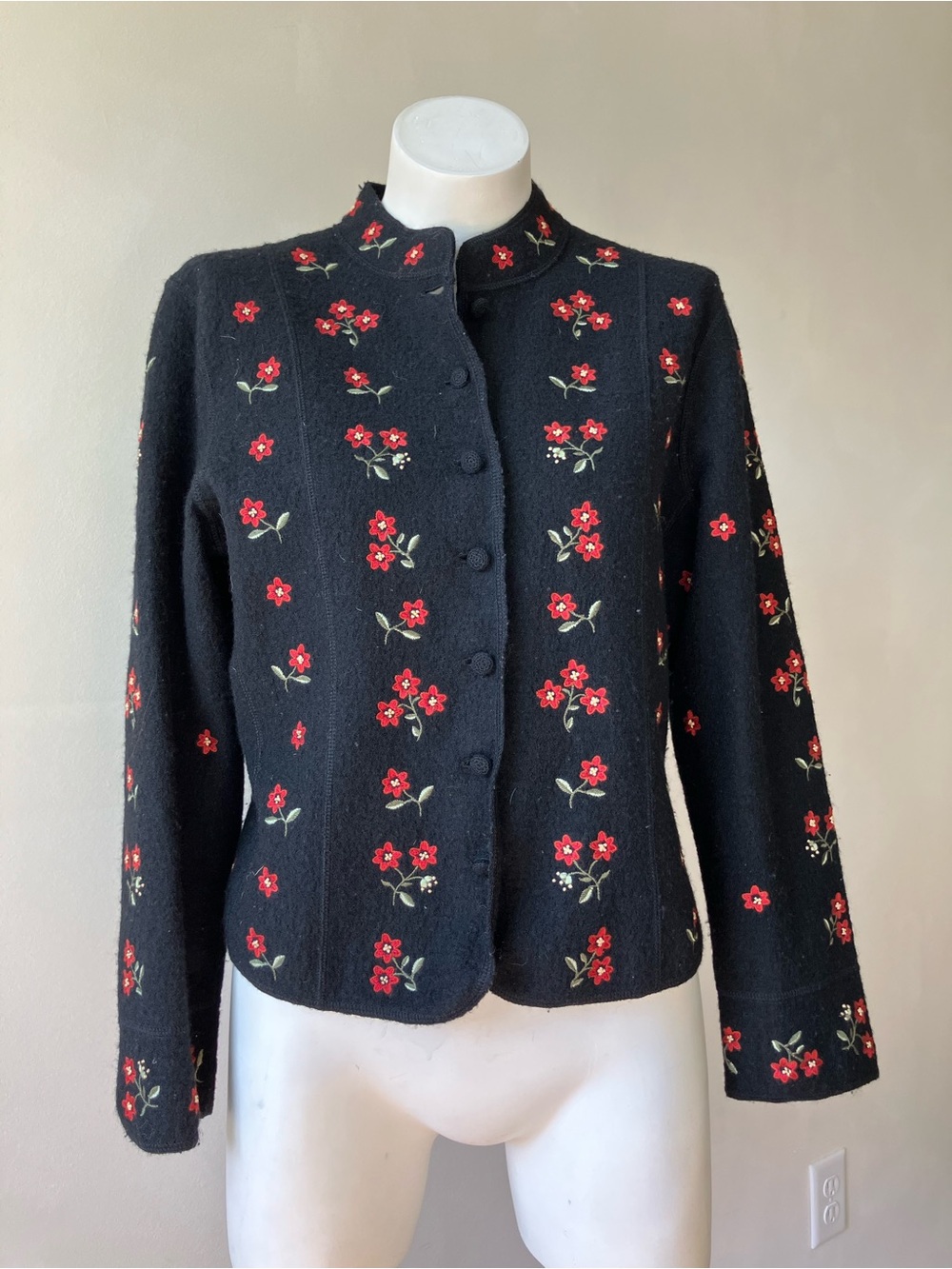 Talbots | Vintage Petite Boiled Wool Flower Embroidered Button Down Jacket